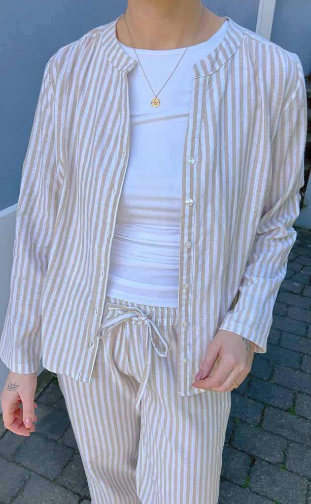 Mulieres Skjorte - Sasha - White/Brown Striped