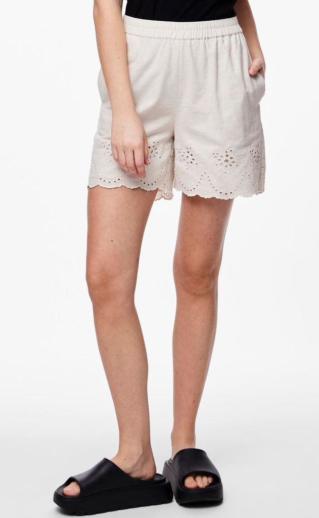 Pieces Shorts - Almina - Birch